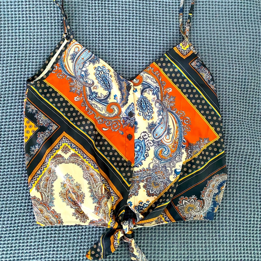 Bandana pattern silk tie front blouse